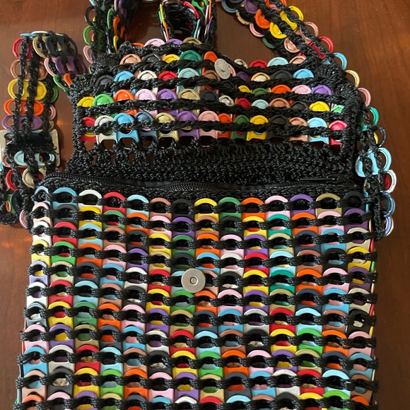 Host Pick! 🎊 Pop tab purse! Beautifully handcrafted crafted Brazilian purse! - Picture 5 of 11